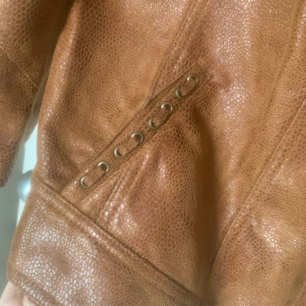 Allison Daley Tan Leather Jacket - Picture 5 of 8